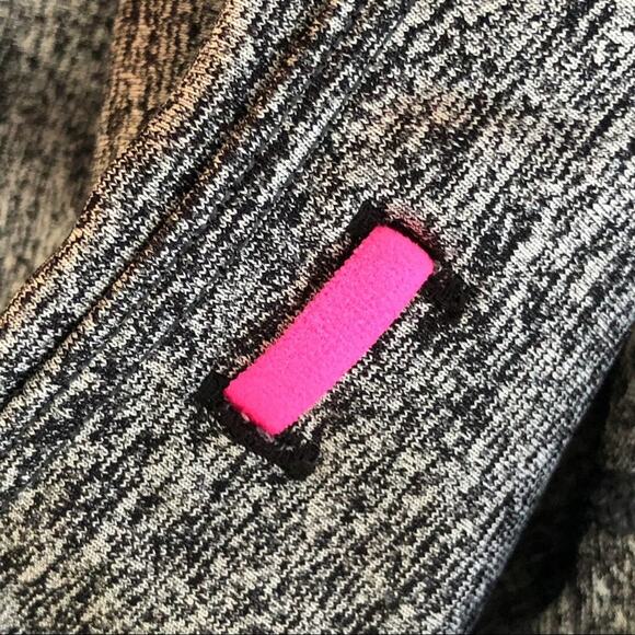 VSX Sport Knockout Capri Leggings Marbled Grey Size Medium High Impact - Picture 8 of 13